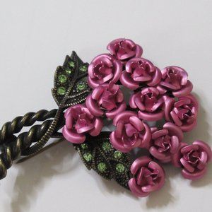 Avon Floral Brooch / Pin